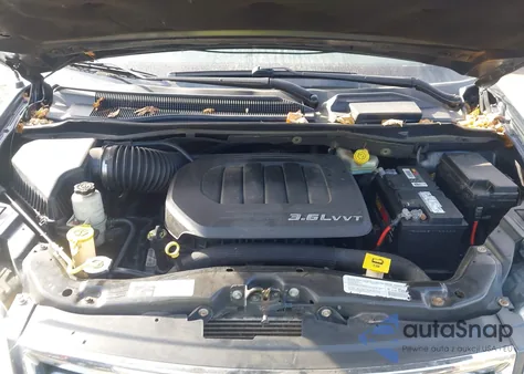 2014 Chrysler Town & Country Touring from USA, damaged, VIN 2C4RC1BG8ER367949